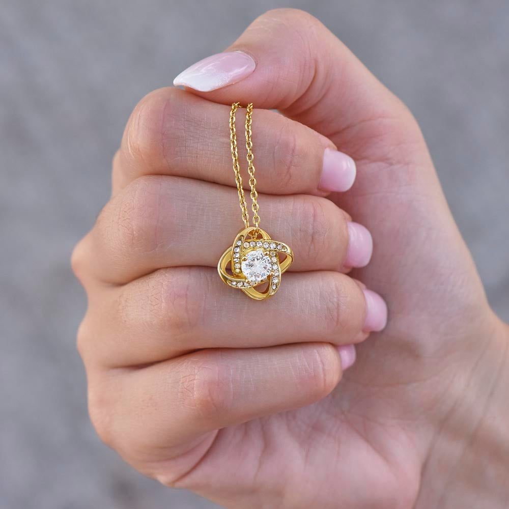 To My Granddaughter - Granddaughter Gift - Granddaughter Necklace - Birthday Necklace - Graduation Gift - Gift from Grandma/Grandpa, Granddaughter gift