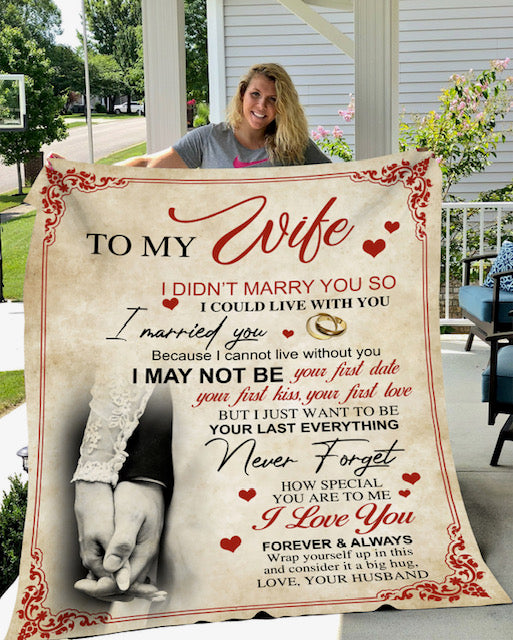 TO MY WIFE | NEVER FORGET | Cozy Plush Fleece Blanket - 50x60 Gift for wife, Anniversary gift, Birthday gift, Wife gift ideas
